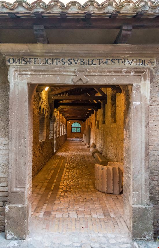 Abbazia di San Giovanni in Venere Fossacesia Adobe Stock 